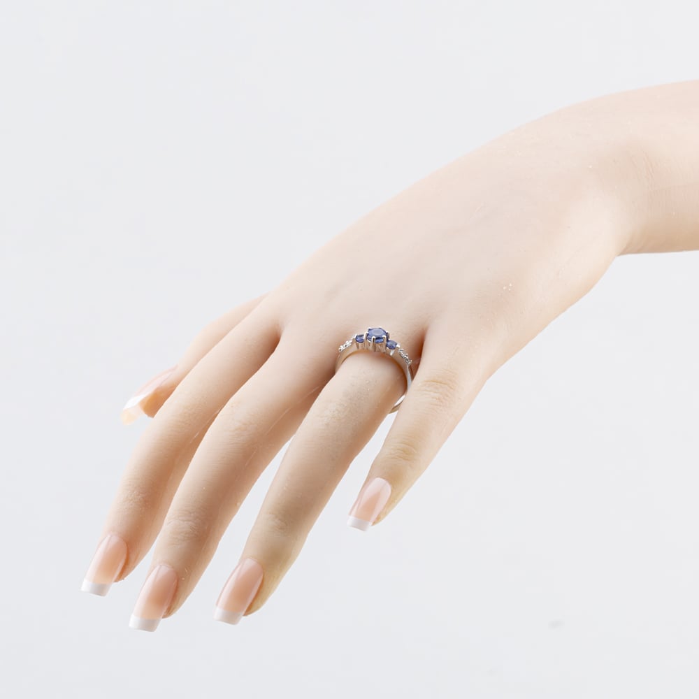 Pre-Owned 18ct White Gold Tanzanite & 0.14ct Brilliant Cut Diamond Seven Stone Ring 41483089