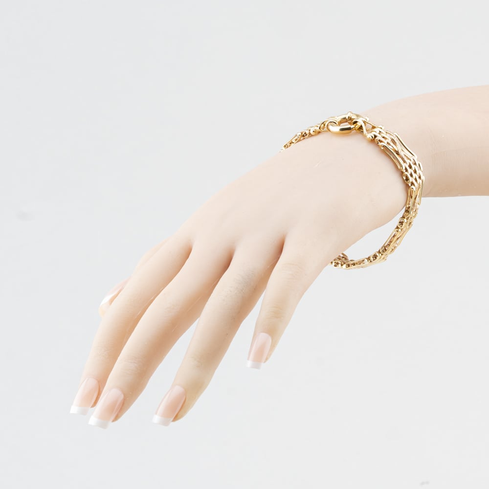 Pre-Owned 9ct Two Colour Gold Scroll Engraved Infinity Cross Pattern 8 Inch Gate Bracelet 41531081