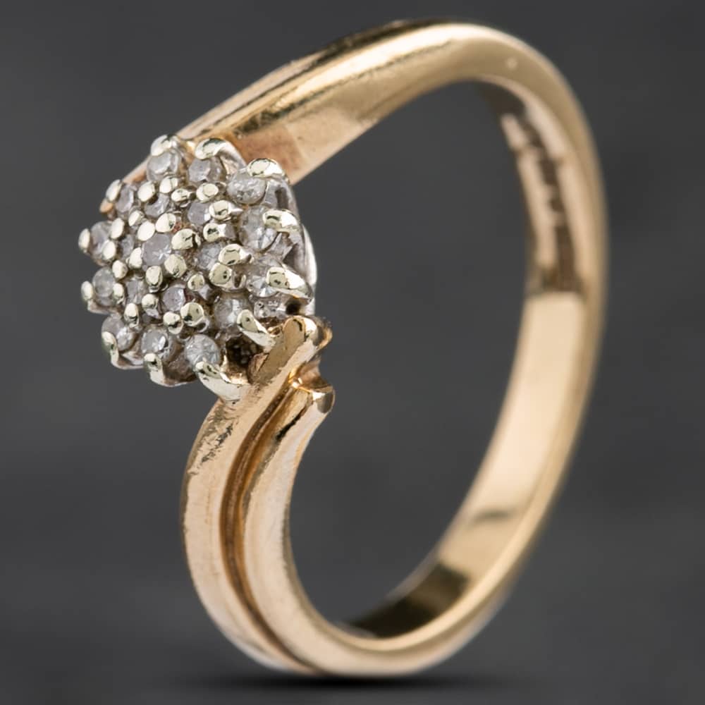 Product photograph of Pre-owned 9ct Yellow Gold Brilliant Cut Diamond Cluster Ring 4158547 from The Jewel Hut