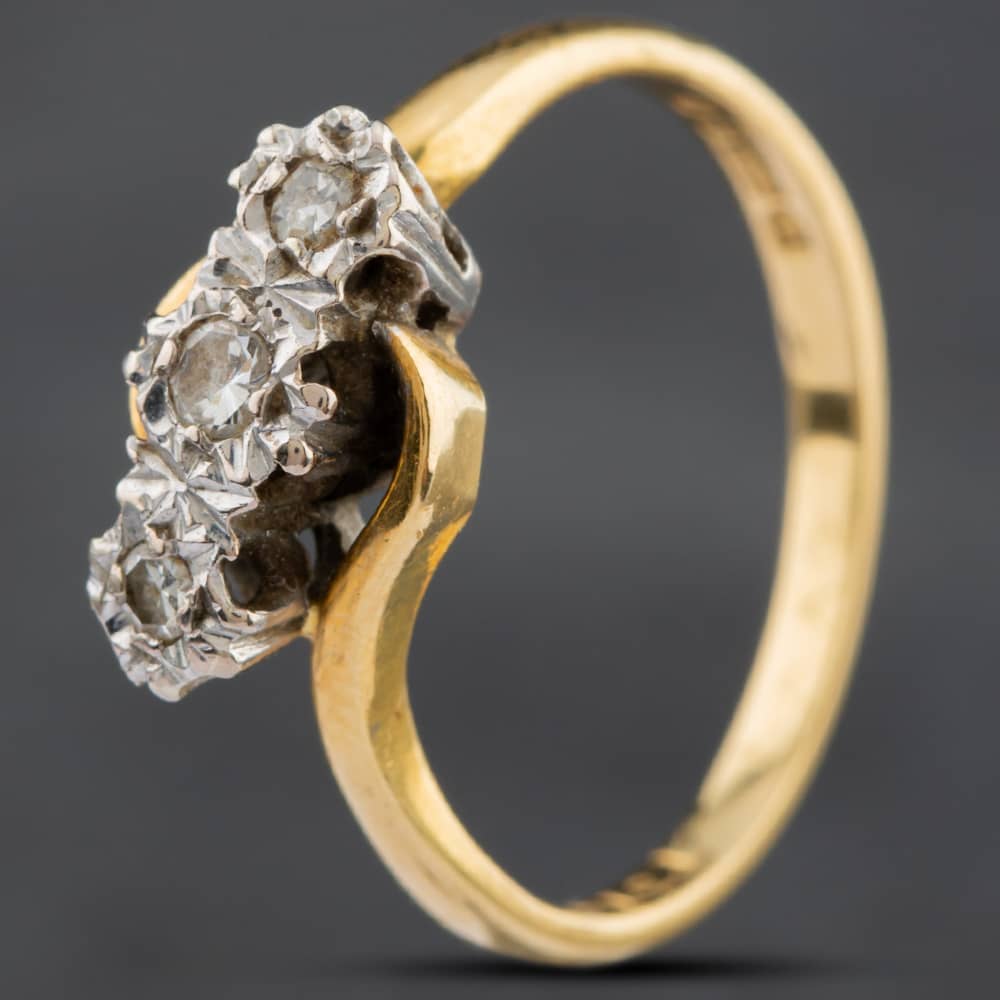 Product photograph of Pre-owned Vintage 18ct Yellow Gold Diamond Three Stone Ring 4158674 from The Jewel Hut