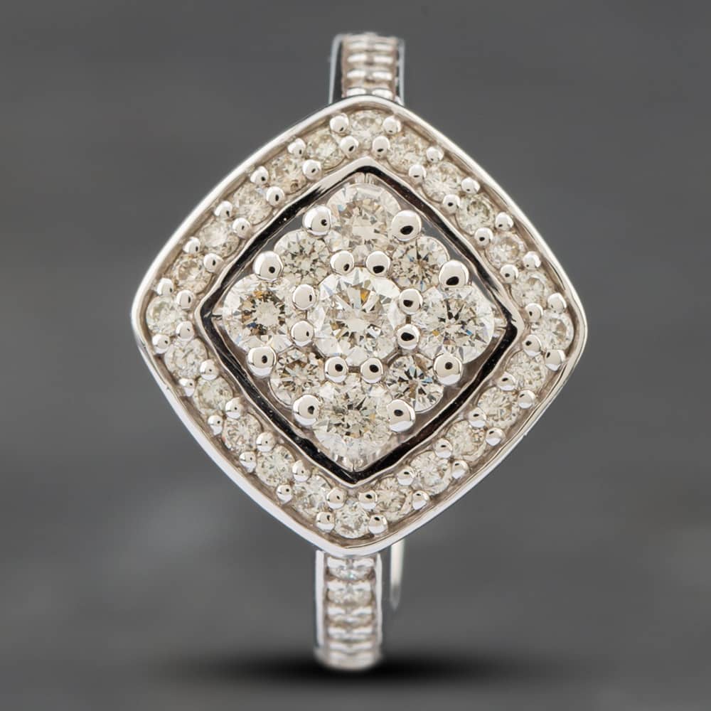 Pre-Owned 9ct White Gold 1.00ct Brilliant Cut Diamond Cluster Ring 43091012