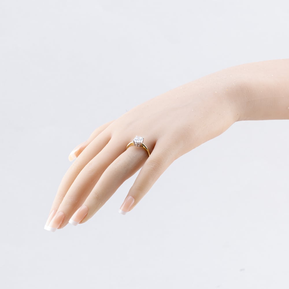 Pre-Owned 9ct Yellow Gold Cubic Zirconia Round Solitaire Ring 43111001
