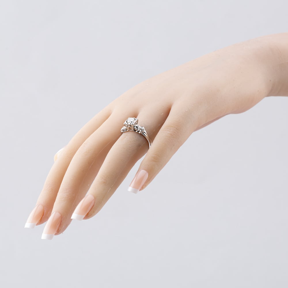 Pre-Owned 9ct White Gold 0.39ct Brilliant Cut Diamond Solitaire Ring 43121150