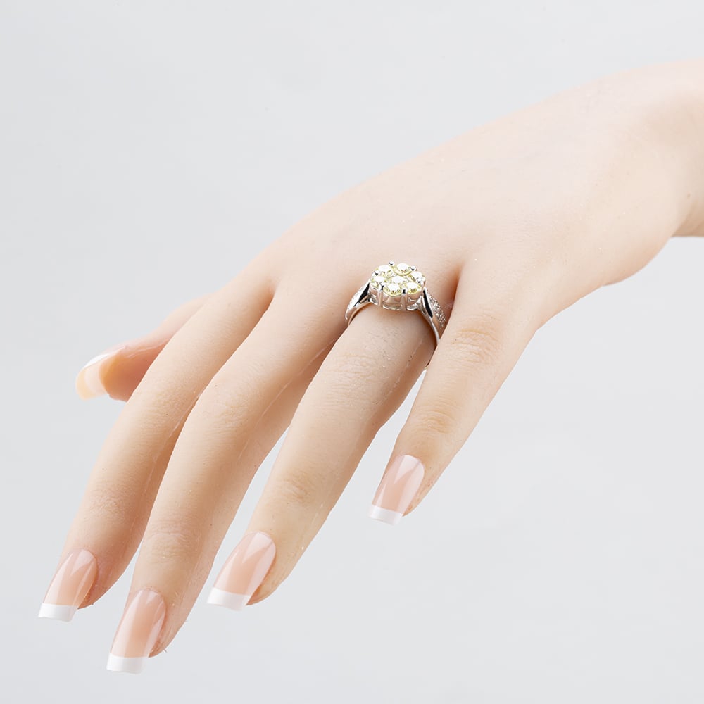 Pre-Owned 18ct White Gold 1.70ct Brilliant Cut Fancy Yellow Diamond Round Seven Stone Cluster Ring 43121192