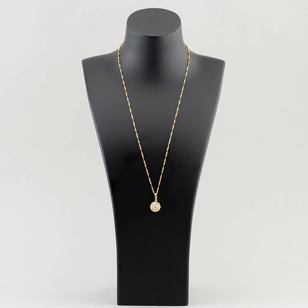 Pre-Owned 18ct Yellow Gold 1.52ct Brilliant Cut Diamond Multi Tier Cluster Pendant & 24 Inch Curb Chain 43141142