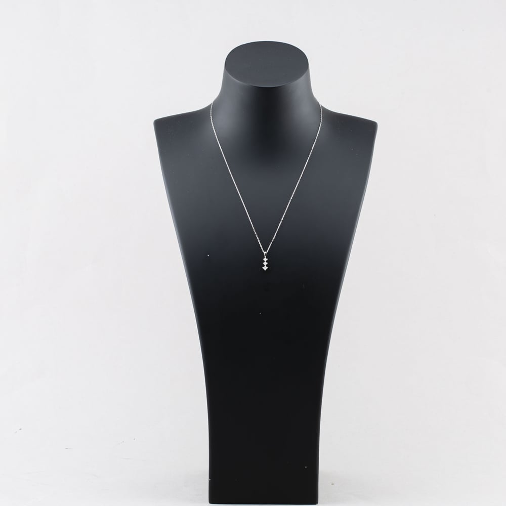 Pre-Owned 9ct White Gold 0.25ct Princess Cut Diamond Three Stone Dropper Pendant & 16-18 Inch Trace Chain 43141335