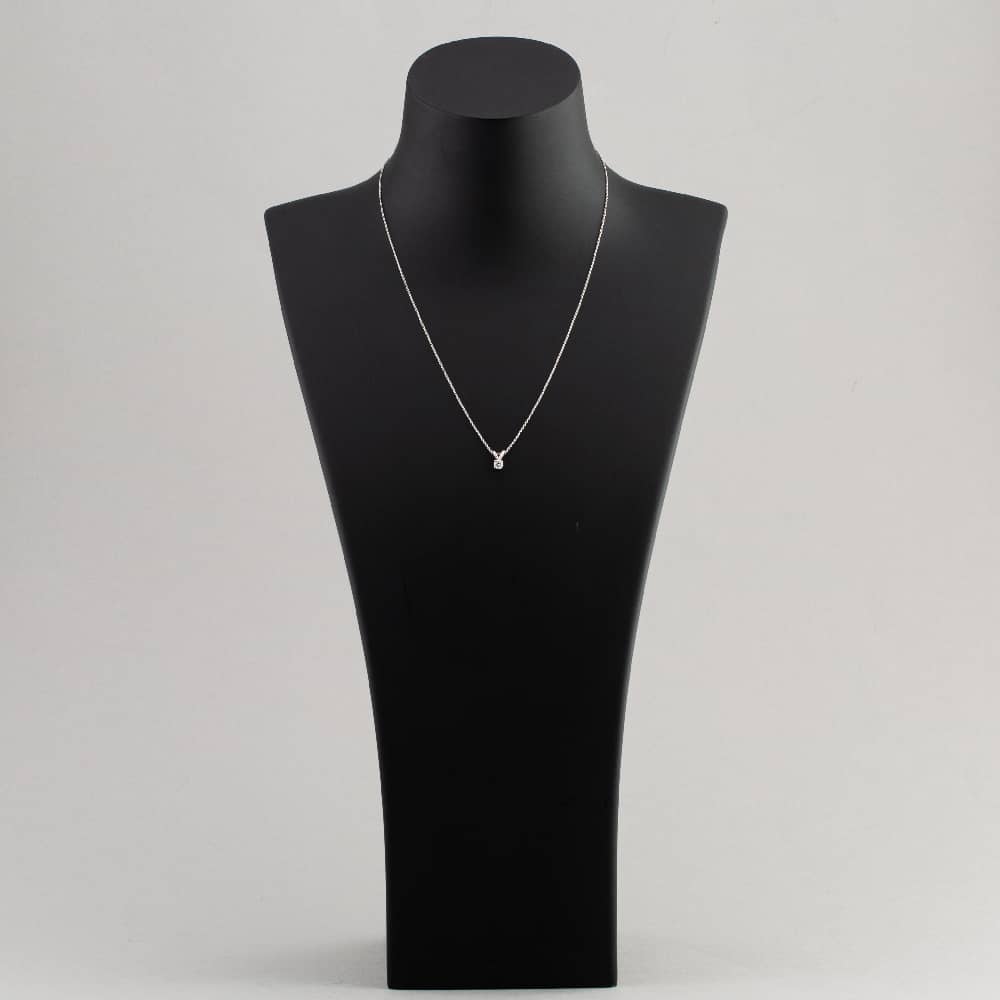 Pre-Owned White Gold 0.20ct Brilliant Cut Diamond Pendant & 18 Inch Trace Chain 4314194