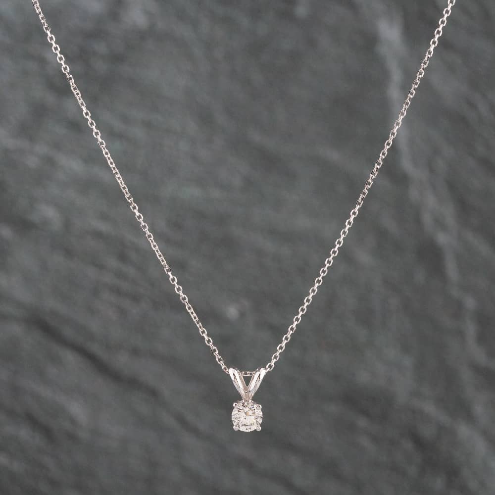 Product photograph of Pre-owned White Gold 0 30ct Brilliant Cut Diamond Pendant Amp 18 Inch Trace Chain 4314199 from The Jewel Hut