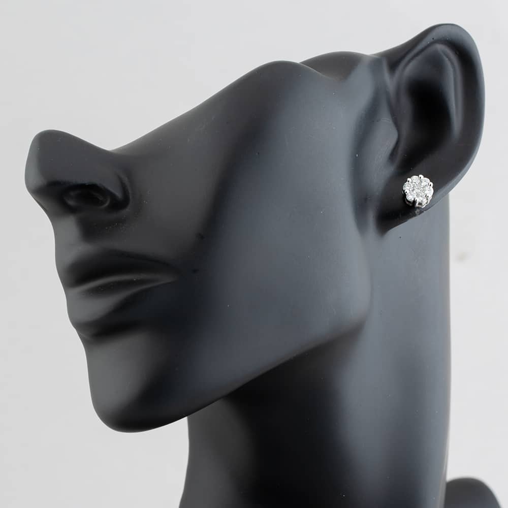 Pre-Owned 14ct White Gold 1.00ct Brilliant Cut Diamond Flower Cluster Stud Earrings 43171046