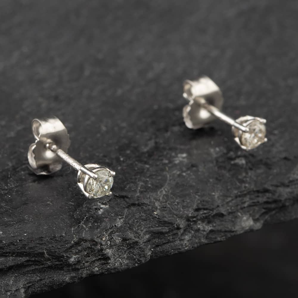 Product photograph of Pre-owned 14ct White Gold 0 25ct Brilliant Cut Diamond Stud Earrings 43171143 from The Jewel Hut
