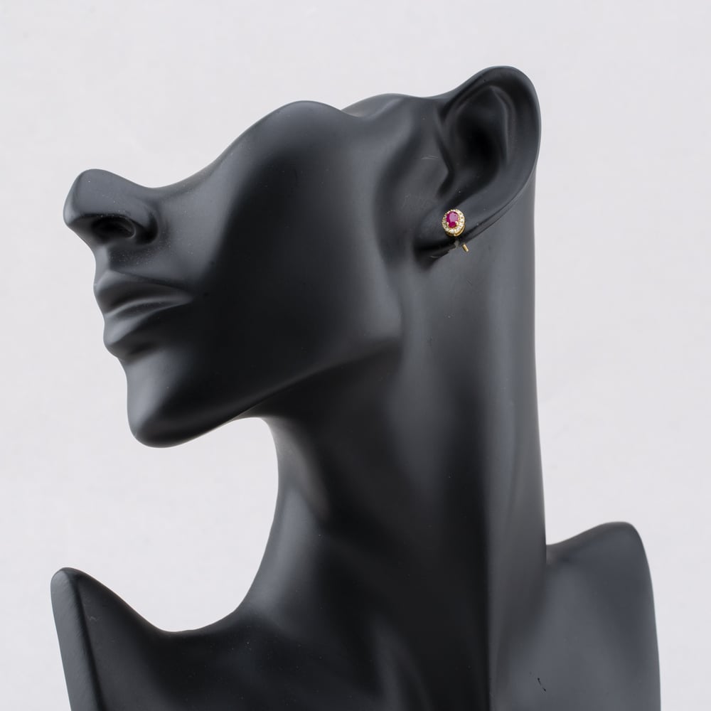 Pre-Owned 14ct Yellow Gold 0.60ct Ruby & 0.25ct Diamond Oval Cluster 7mm Stud Earrings 43171231