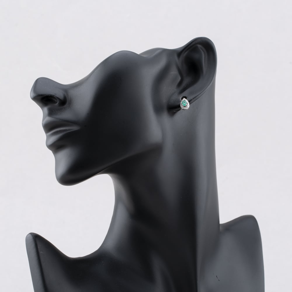 Pre-Owned 9ct White Gold 0.26ct Emerald & Diamond Teardrop Cluster 8mm Stud Earrings 43171313
