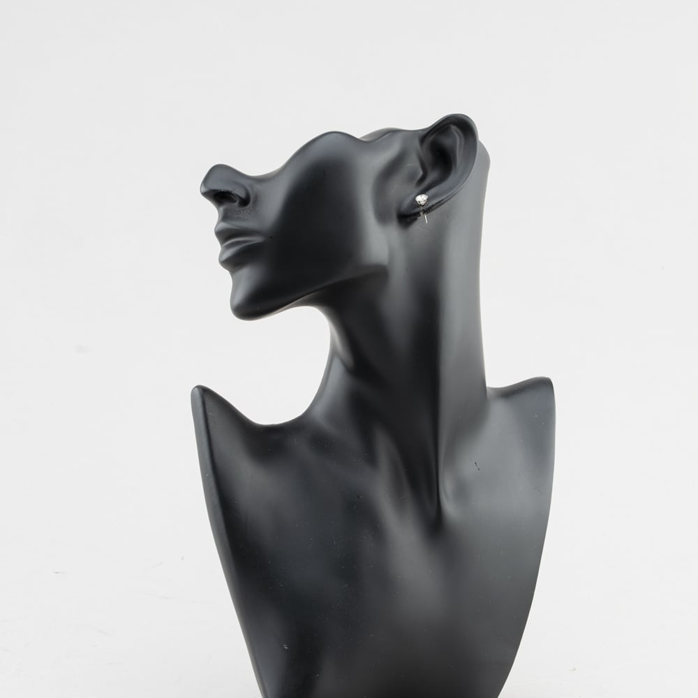 Pre-Owned Platinum 1.32ct Brilliant Cut Diamond Single Stone Stud Earrings 43171492