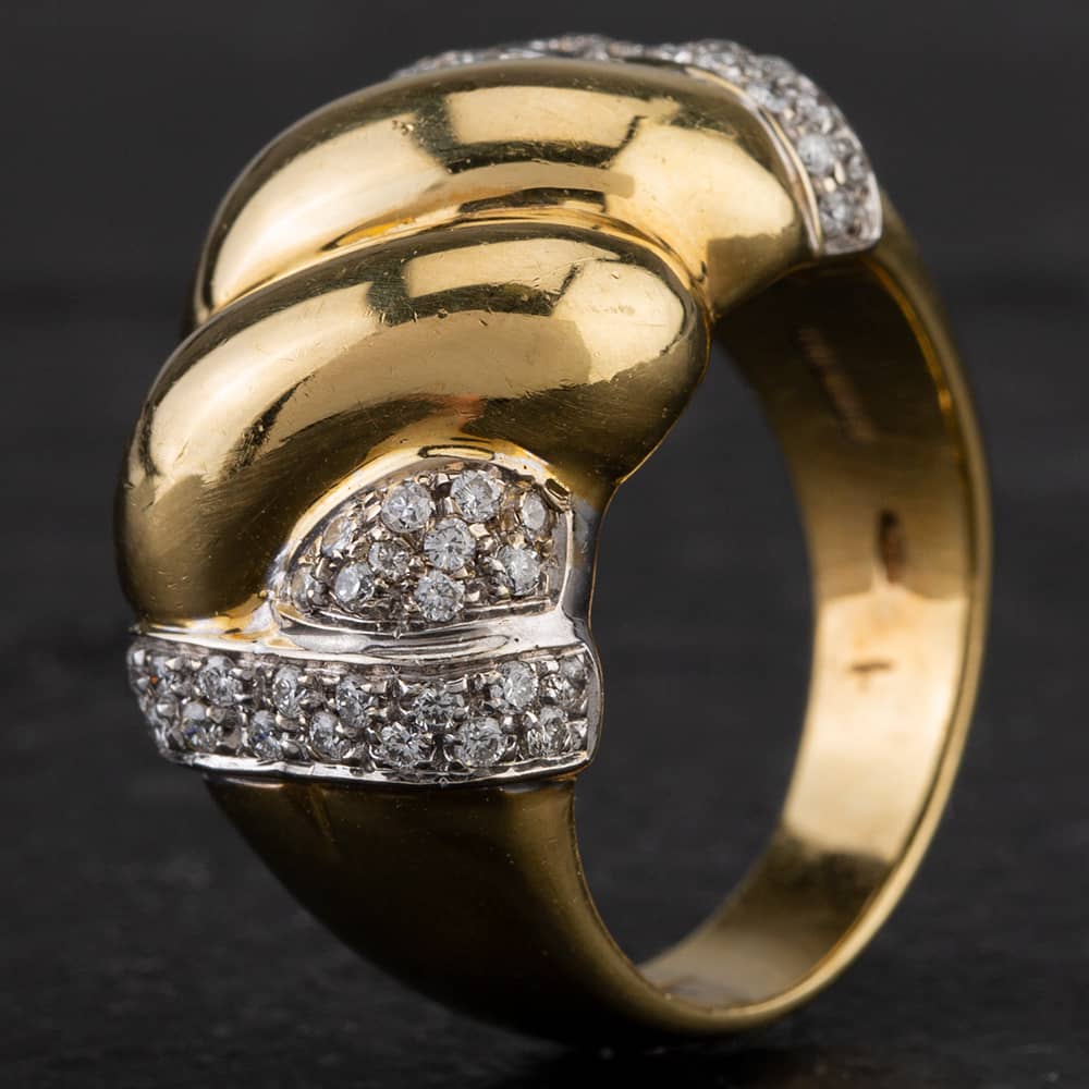 Product photograph of Pre-owned 18ct Yellow Gold Diamond Bulbous Ring 4328539 from The Jewel Hut