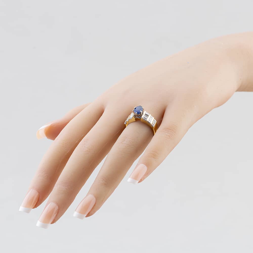 Pre-Owned 14ct Yellow Gold Oval Cut Sapphire & 1.00ct Baguette Cut Diamond Dress Ring 43361102