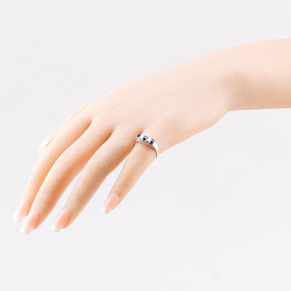 Pre-Owned Platinum 0.61ct Sapphire & 0.21ct Emerald Cut Diamond Five Stone Ring 43361148