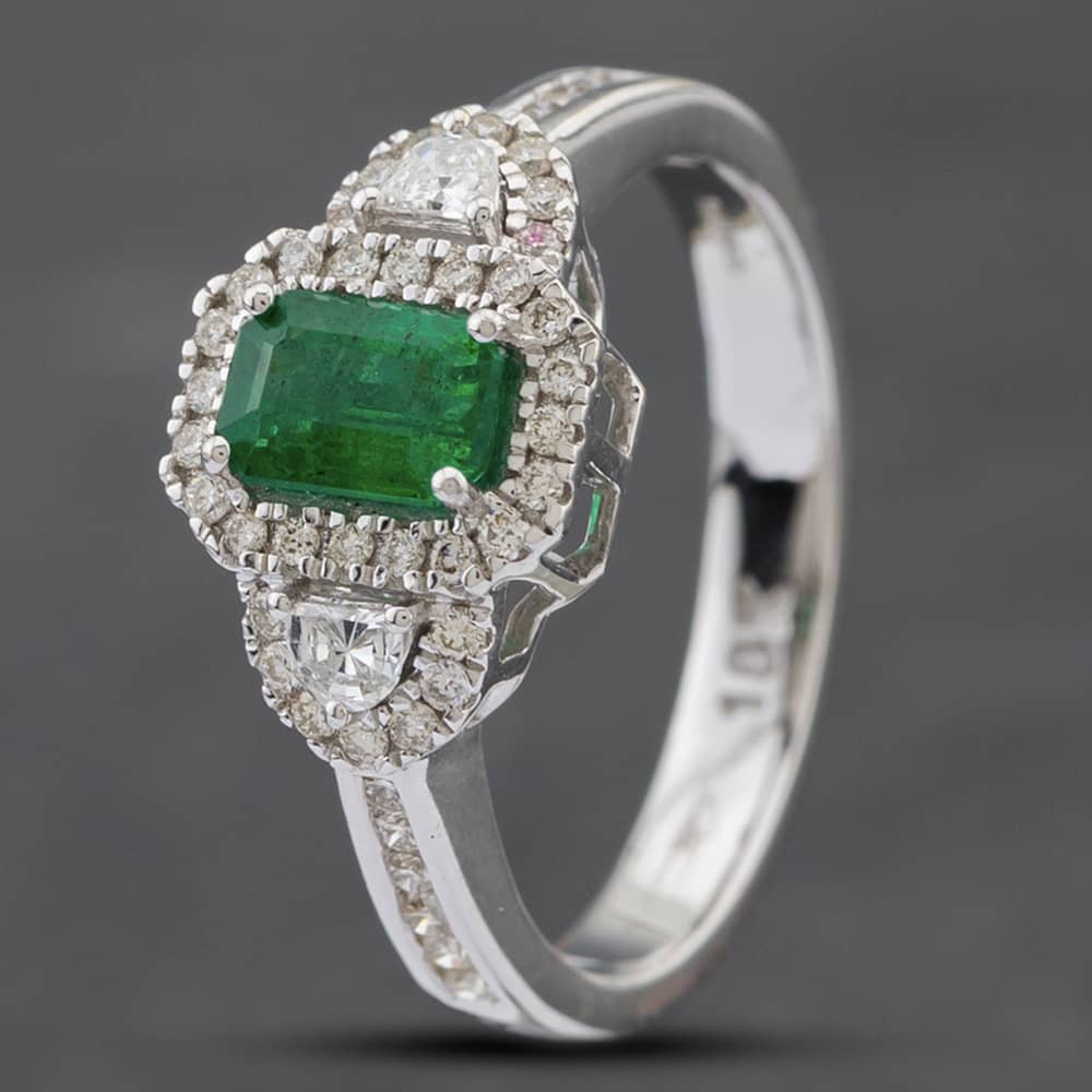 Product photograph of Pre-owned 18ct White Gold Emerald Amp Diamond Cluster Ring 43371028 from The Jewel Hut