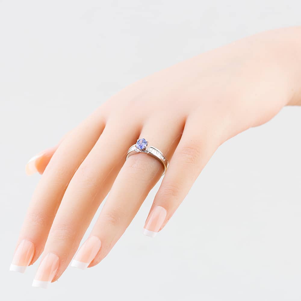 Pre-Owned 14ct White Gold 0.66ct Oval Cut Tanzanite & Baguette Cut Diamond Dress Ring 43411011