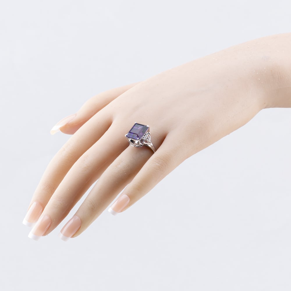 Pre-Owned Platinum Amethyst & 0.08ct Diamond Rectangular Dress Ring 43421008