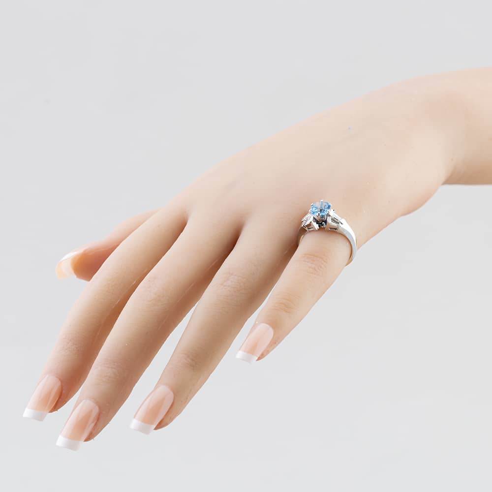 Pre-Owned 14ct White Gold Blue Topaz & Baguette Cut Diamond Dress Ring 43451011