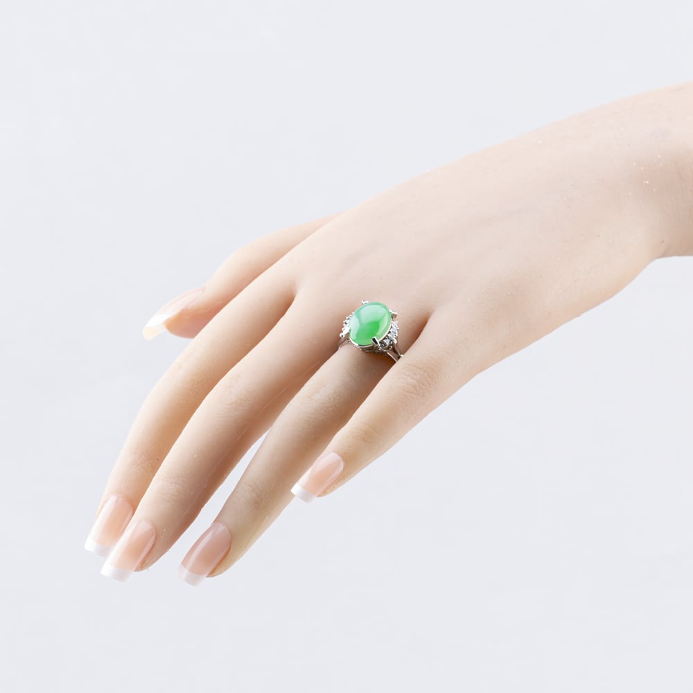 Pre-Owned Platinum Jade & 0.24ct Diamond Oval Dress Ring 43481000