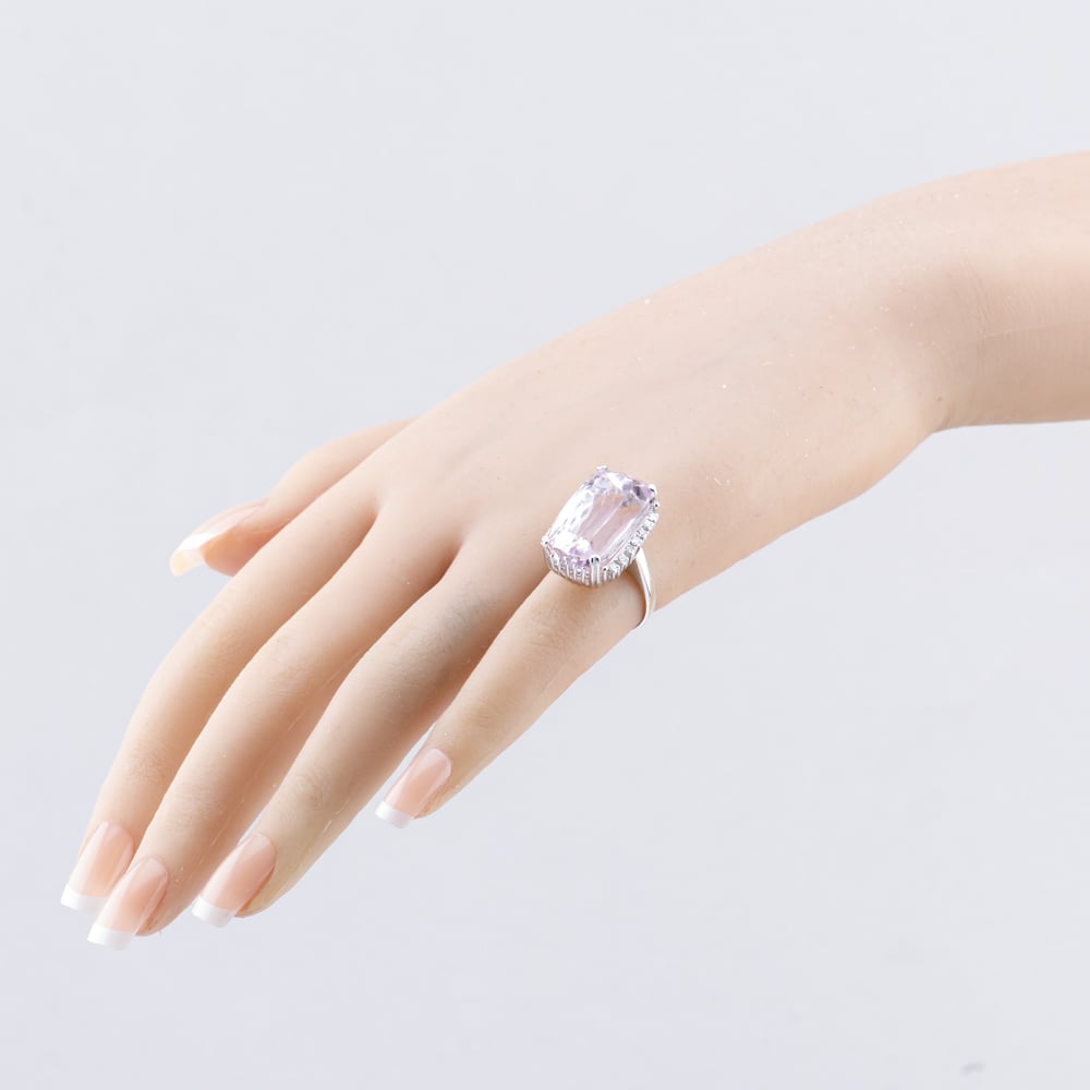 Pre-Owned Platinum 24.5ct Kunzite & 0.28ct Diamond Oblong Cushion Shape Cluster Ring 43501000