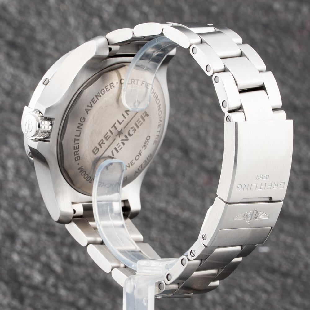 Pre-Owned Breitling Mens Avenger Black Dial Silver Bracelet Watch A17319
