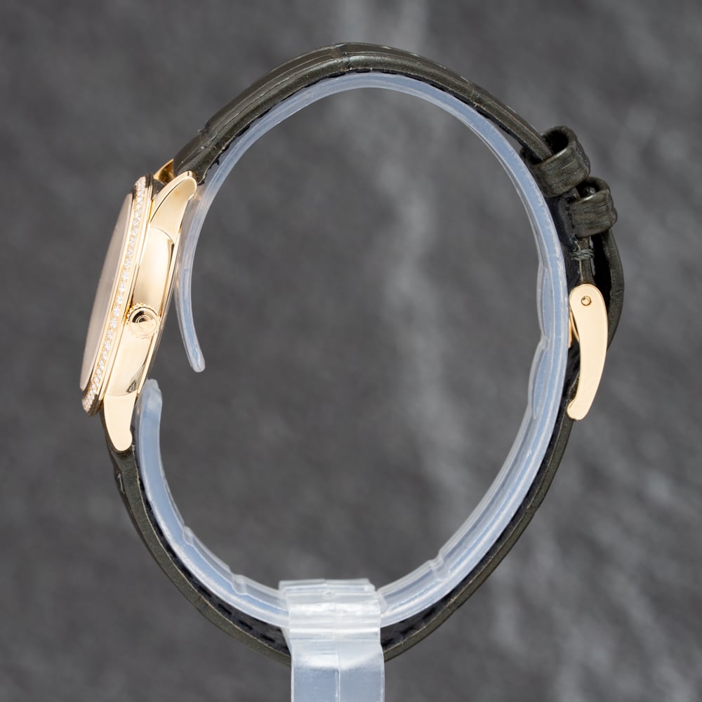 Pre-Owned OMEGA Ladies De Ville Prestige 18ct Gold Green Leather Strap Watch 434.58.28.60.55.002