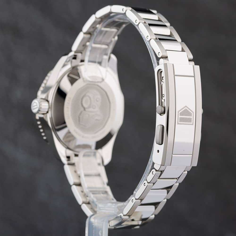 Pre-Owned TAG Heuer Aquaracer Watch WBP231B