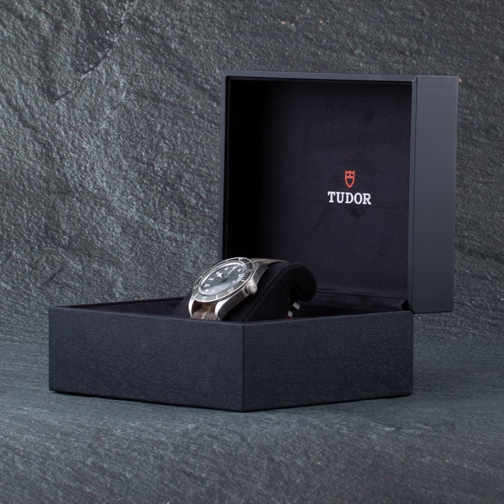 Pre-Owned Tudor Mens Black Bay 58 Grey Nato Strap Watch M79010SG-0002