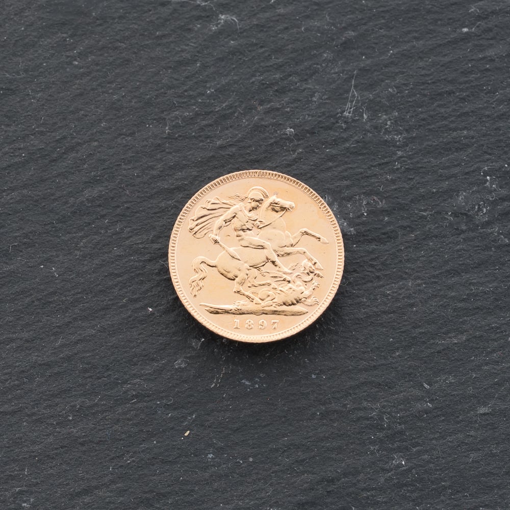 Pre-Owned 22ct Yellow Gold 1897 Queen Victoria Half Sovereign Coin 47011155