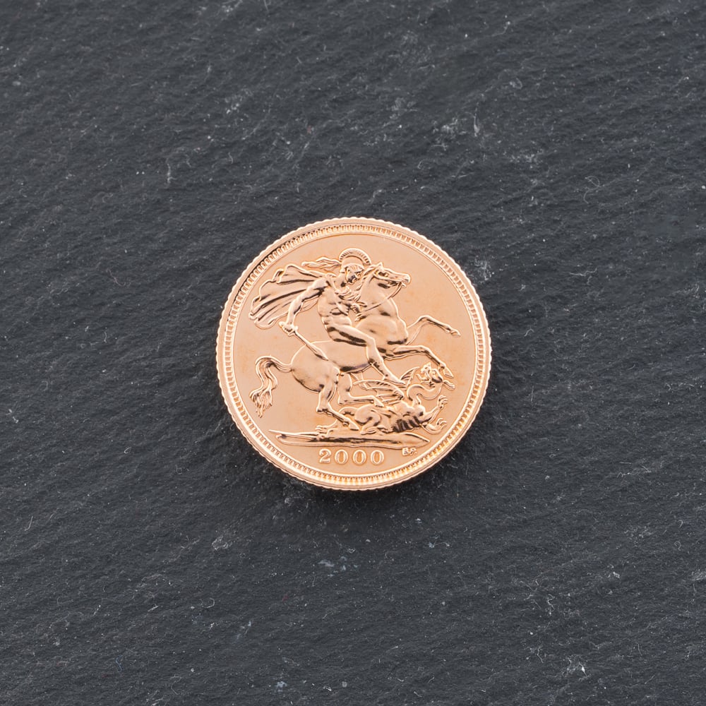Pre-Owned 22ct Yellow Gold 2000 Queen Elizabeth II Half Sovereign Coin 47011164