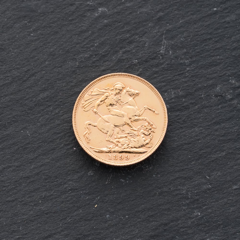 Pre-Owned 22ct Yellow Gold 1899 Queen Victoria Full Sovereign Coin 47021231