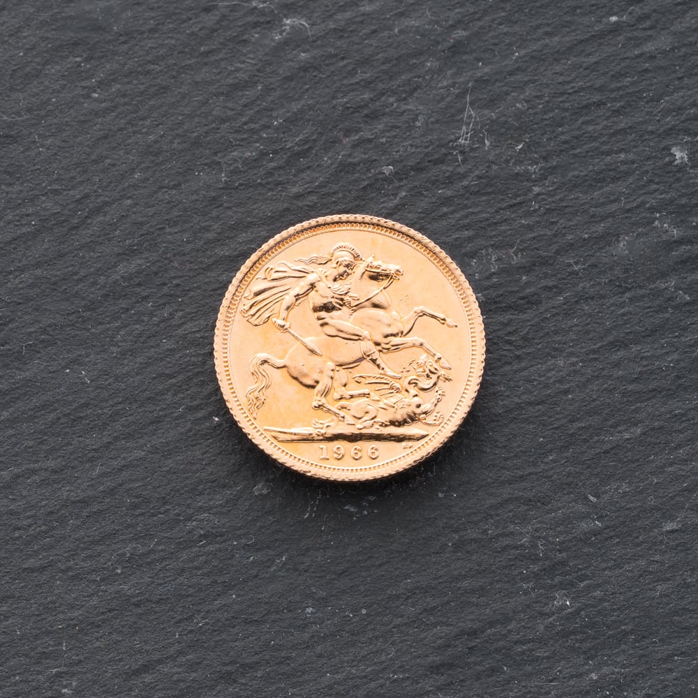 Pre-Owned 22ct Yellow Gold 1966 Queen Elizabeth II Full Sovereign Coin 47021237