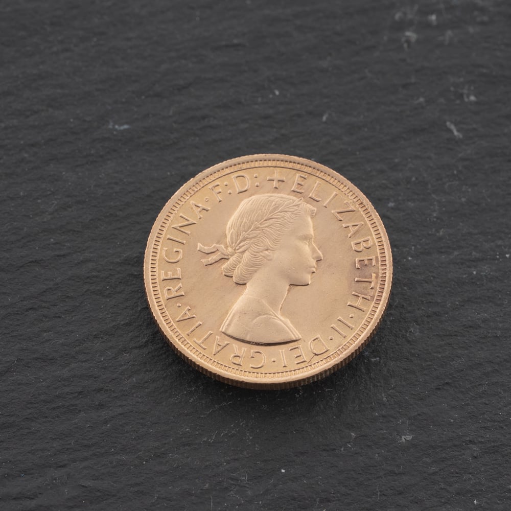Pre-Owned 22ct Yellow Gold Queen Elizabeth II 1957 Full Sovereign Coin 47021311