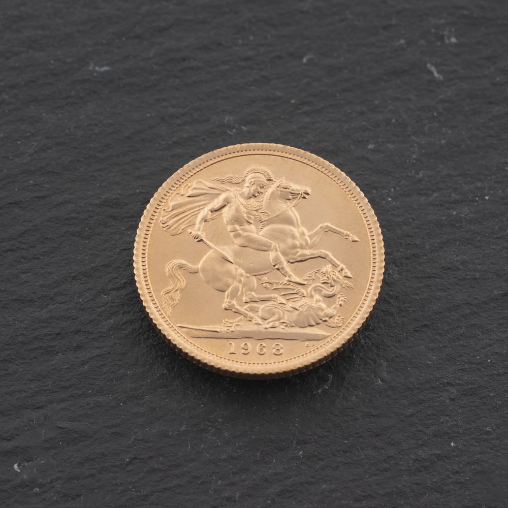 Pre-Owned 22ct Yellow Gold Queen Elizabeth II 1968 Full Sovereign Coin 47021313