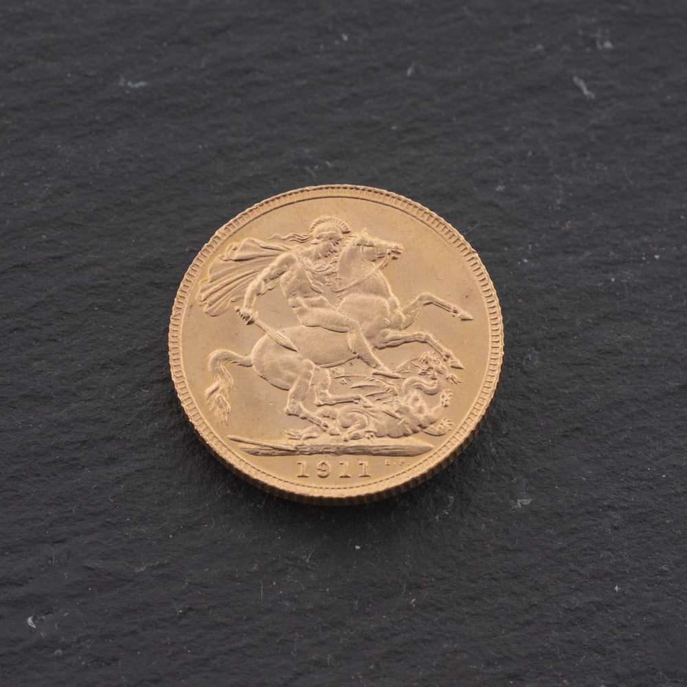 Pre-Owned 22ct Yellow Gold King George V 1911 Full Sovereign Coin 47021315