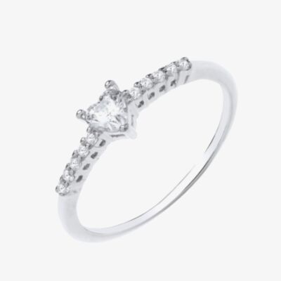 Fashionista Silver Sterling Silver Heart Cut Cubic Zirconia Shoulder Set Solitaire Ring S2112