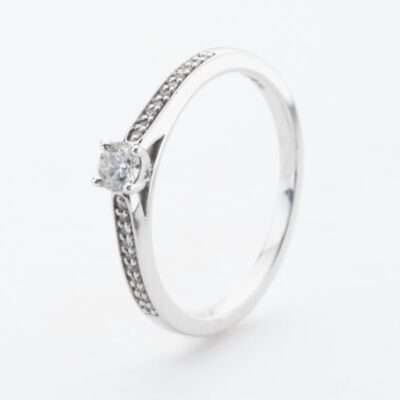 9ct White Gold 0.20ct Diamond Shoulder Set Solitaire Ring CRG01-020-9W