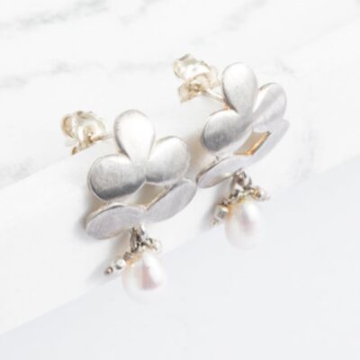 Sterling Silver Pearl Flower Dropper Earrings EFISPW