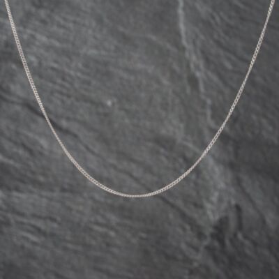 Pre-Owned 9ct White Gold 20 Inch Curb Chain 41021546