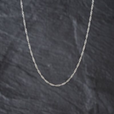 Pre-Owned 9ct White Gold Twisted 16 Inch Curb Chain 41021701