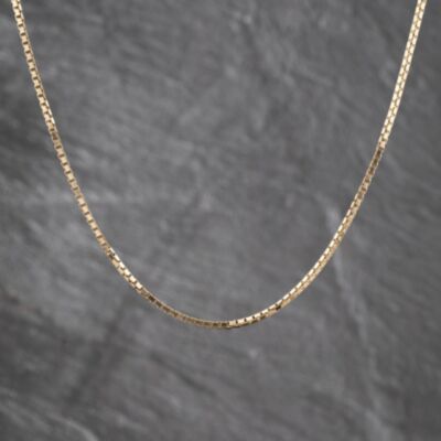 Pre-Owned 9ct Yellow Gold 18 Inch Box Chain 41041920