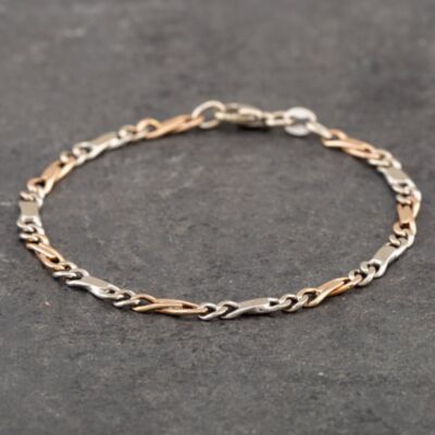 Pre-Owned 9ct Two Colour Gold Fancy 6.5 Inch Curb Chain Bracelet 41061199