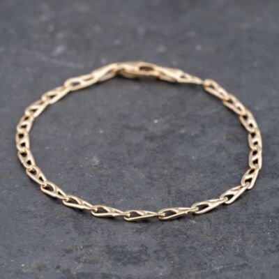 Pre-Owned 9ct Yellow Gold Fancy 7.5 Inch Curb Chain Bracelet 41061269
