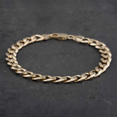 Pre-Owned 9ct Yellow Gold 9 Inch Curb Chain Bracelet 41081168