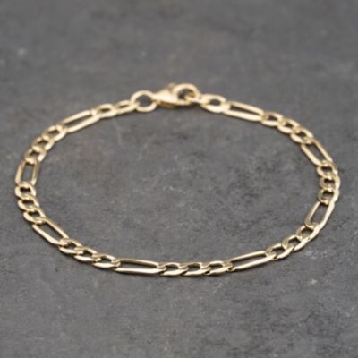 Pre-Owned 9ct Yellow Gold 8.5 Inch Figaro Chain Bracelet 41081299