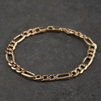 Pre-Owned 9ct Yellow Gold 7 Inch Figaro Chain Bracelet 41081338