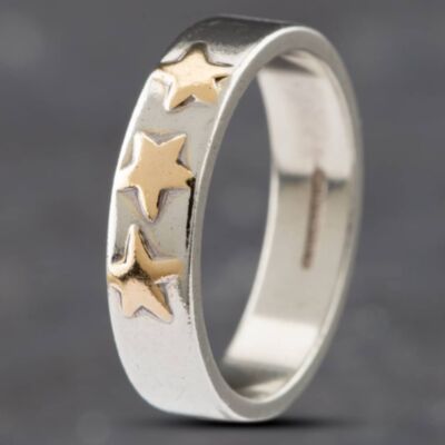 Pre-Owned 9ct Two Colour Gold Triple Gold Star Band Ring 41101953
