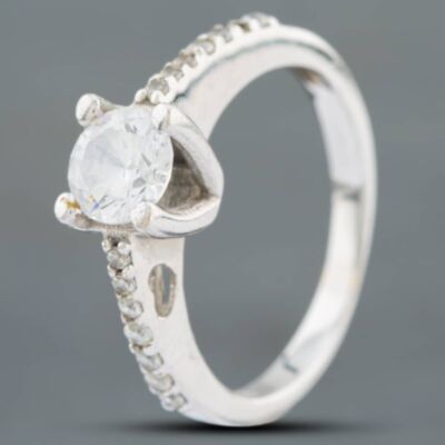 Pre-Owned 9ct White Gold Cubic Zirconia Shoulder Set Solitaire Ring 41102076
